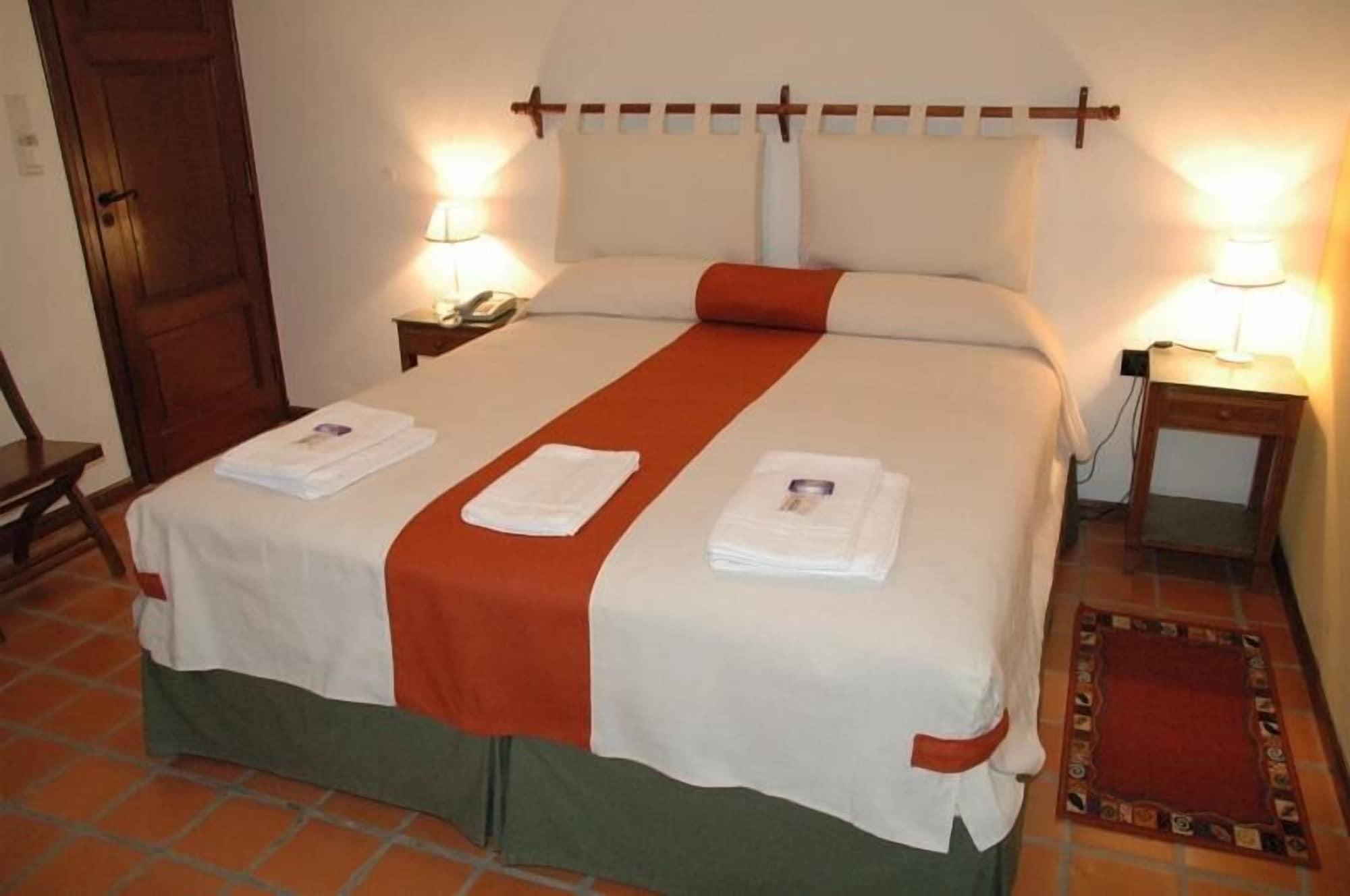 Donna Alda Hotel Salta Kamer foto
