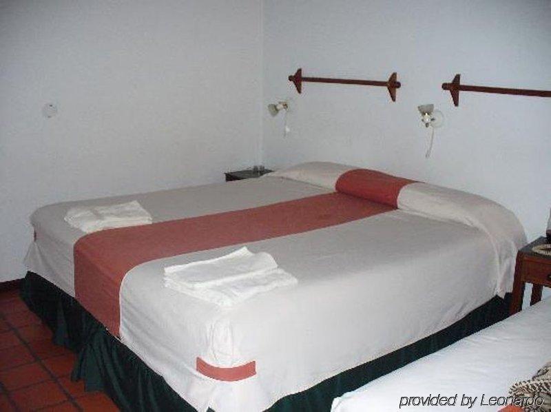 Donna Alda Hotel Salta Kamer foto