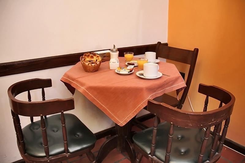 Donna Alda Hotel Salta Buitenkant foto